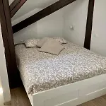 Vip In Old Town With Free Parking 아파트