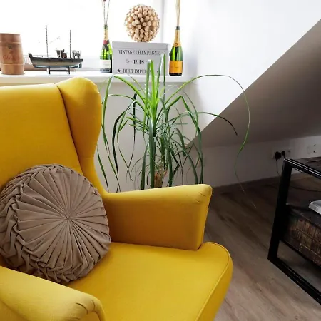 Vip In Old Town With Free Parking Appartement *