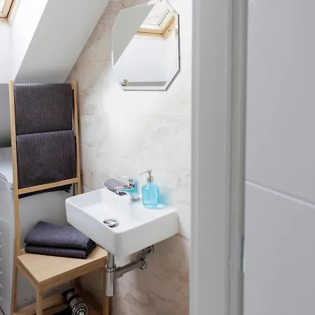 Vip In Old Town With Free Parking Appartement Bratislava